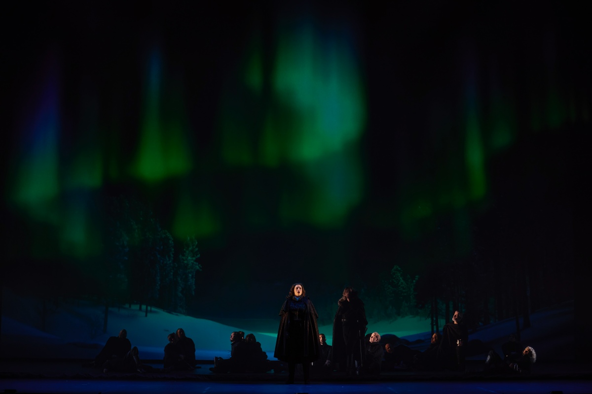 Kirsten MacKinnon as Christine in the Canadian Opera Company’s production of La Reine-garçon, 2025 (Photo: Michael Cooper)